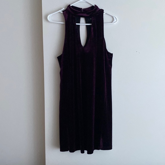 SIMONS Holidays plum velvet dress - Picture 2 of 4